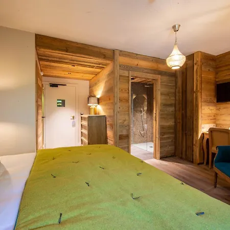 Hotel Le V De 4*