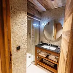 Szálloda Le V De Vaujany