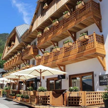 Hotel Le V De 4*
