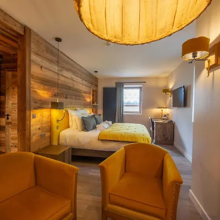 Hotel Le V De 4*